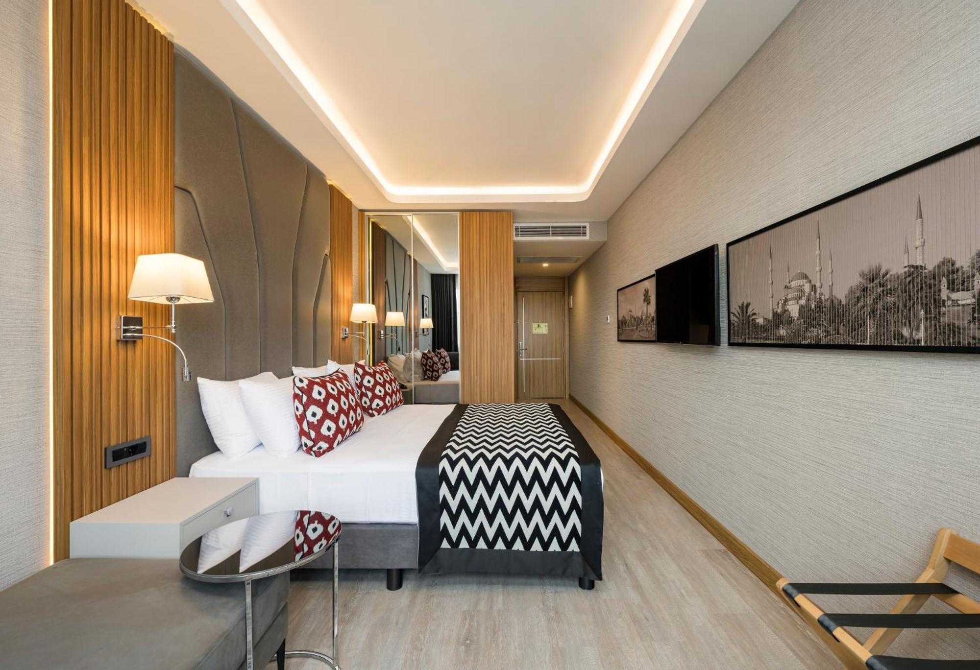 Ramada Encore By Wyndham Sisli 4* Стамбул