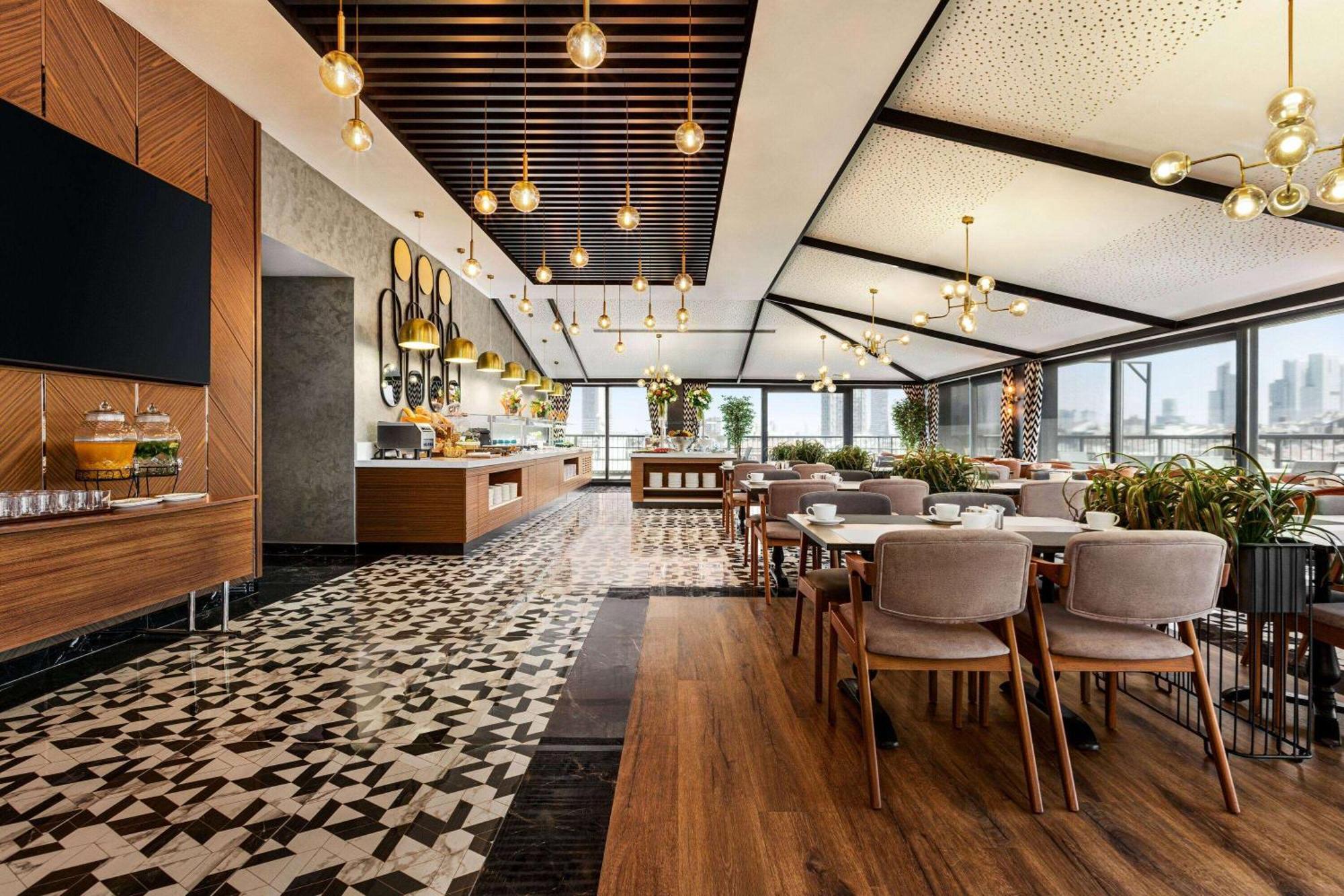 Ramada Encore By Wyndham Sisli Стамбул