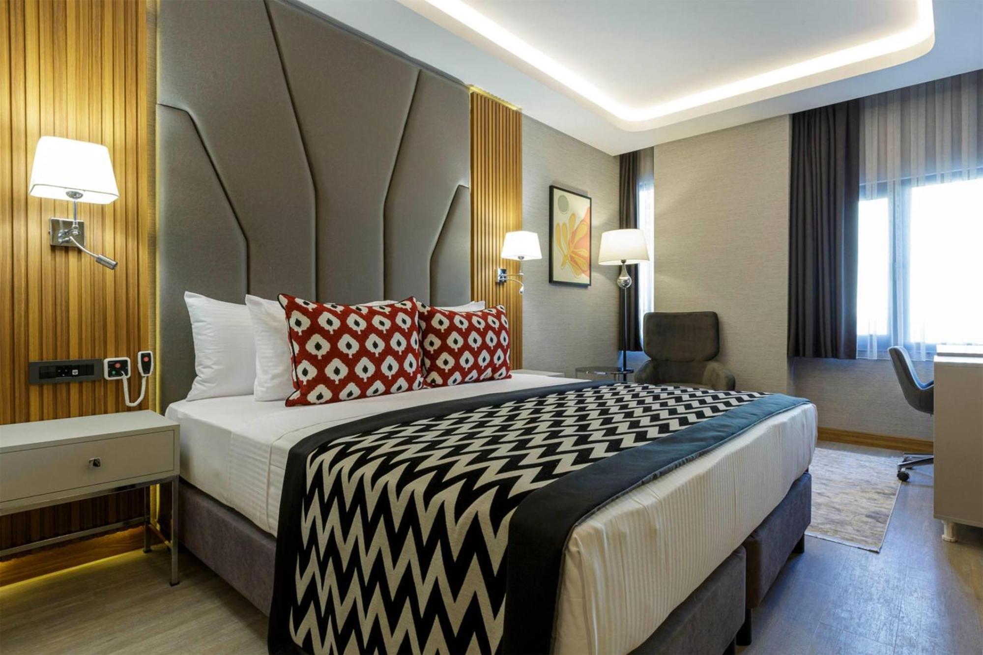 Ramada Encore By Wyndham Sisli